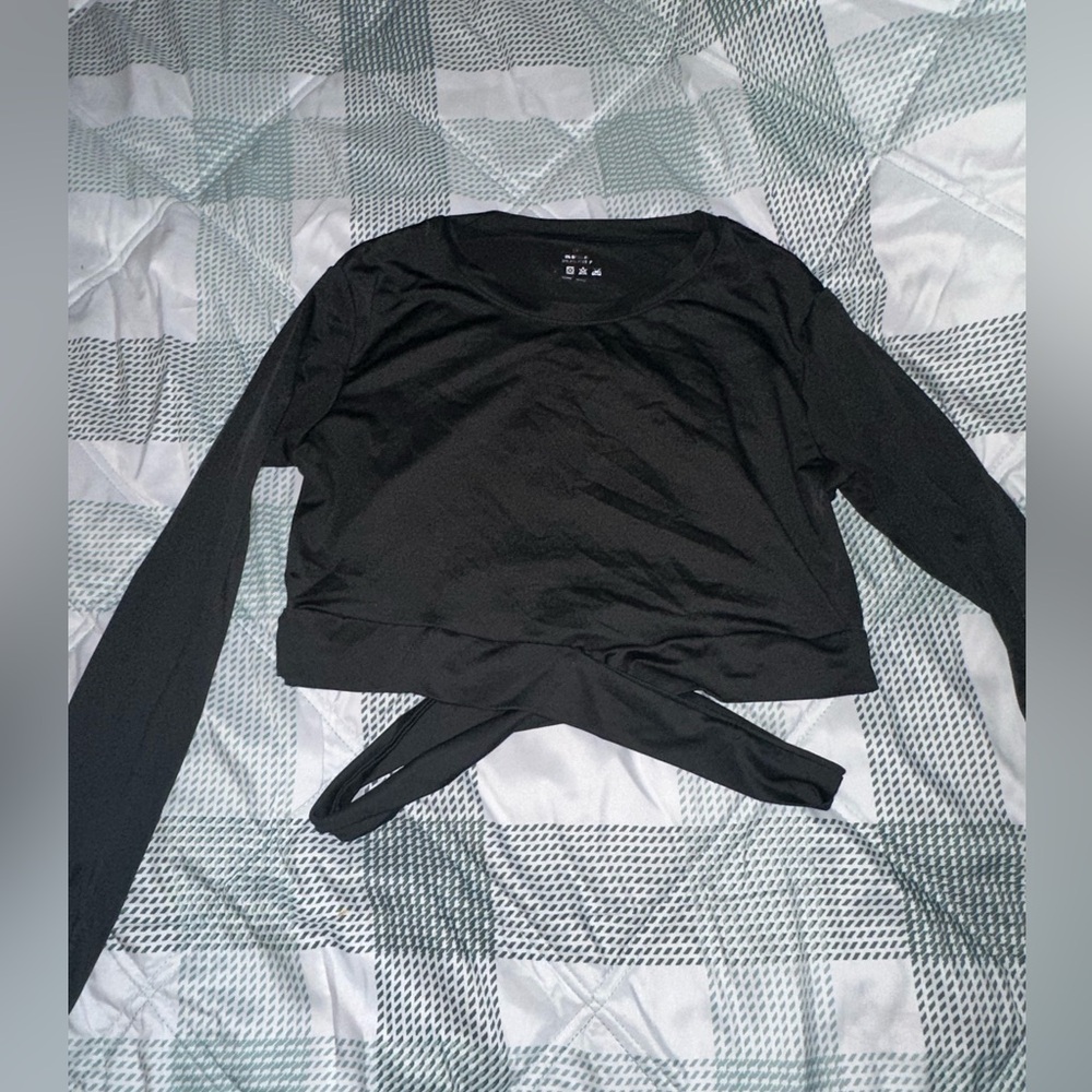 Nvgtn, black criss cross top, medium